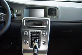 2016款沃尔沃V60 2.0T T5智逸版