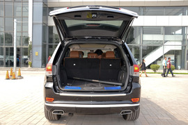 2016款Jeep大切诺基 3.6L旗舰尊悦版