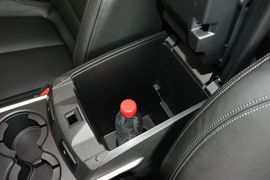 2016款雷诺科雷嘉2.0L两驱尊贵版