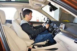 2016款华晨宝马X1 sDrive 18Li豪华型