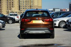 2016款华晨宝马X1 sDrive 18Li豪华型