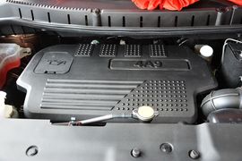 2016款东风风行景逸X5 1.6L手动尊享型