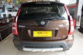 2016款东风风行景逸X5 1.6L手动尊享型