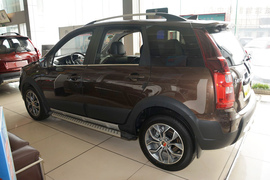 2016款东风风行景逸X5 1.6L手动尊享型