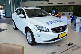 2017款沃尔沃XC60 2.0T T5 AWD智进版