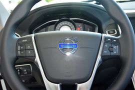 2017款沃尔沃XC60 2.0T T5 AWD智进版