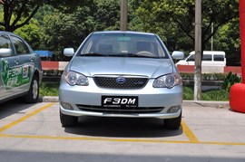 2010款比亚迪F3DM低碳版上海实拍