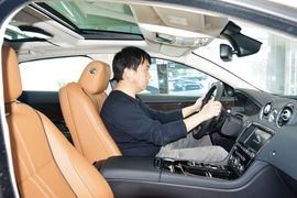 2016款捷豹XJL 3.0T四驱尊享商务版