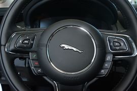2016款捷豹XJL 3.0T四驱尊享商务版