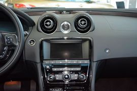 2016款捷豹XJL 3.0T四驱尊享商务版