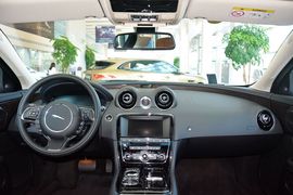 2016款捷豹XJL 3.0T四驱尊享商务版