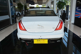 2016款捷豹XJL 3.0T四驱尊享商务版