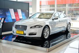 2016款捷豹XJL 3.0T四驱尊享商务版