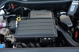 2016款大众Polo 1.6L手动舒适型