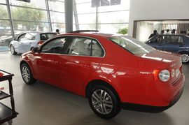 2010款大众速腾1.4TSI手动豪华型实拍