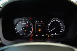 2015款现代索纳塔九1.6T GLX领先型