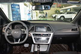 2015款现代索纳塔九1.6T GLX领先型