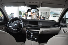 2011款华晨宝马535Li行政型到店实拍