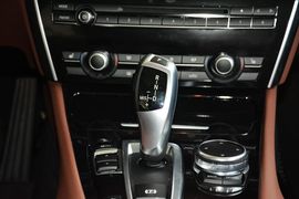 2015款宝马528i GT领先型