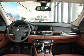 2015款宝马528i GT领先型