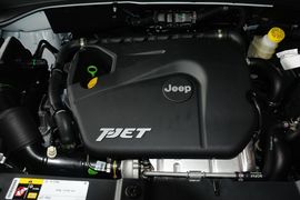 2016款Jeep自由侠 1.4T自动智能版