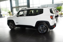 2016款Jeep自由侠 1.4T自动智能版