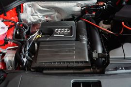 2016款奥迪Q3 30TFSI时尚型