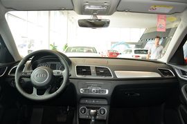 2016款奥迪Q3 30TFSI时尚型