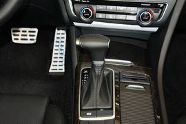 2016款起亚K5 2.0L自动LUX