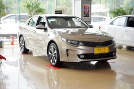 2016款起亚K5 2.0L自动LUX