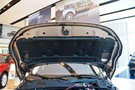 2016款路虎揽胜极光2.0T SE PLUS智享版