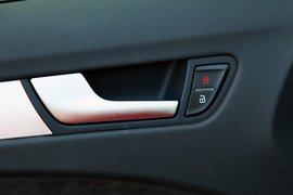 2010款奥迪A4L 2.0TFSI 运动版试驾实拍