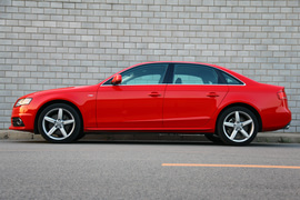 2010款奥迪A4L 2.0TFSI 运动版试驾实拍