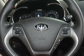 2016款起亚K3 1.6L自动GLS