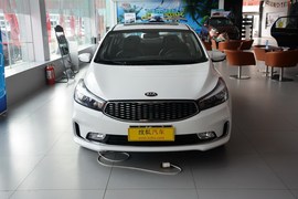 2016款起亚K3 1.6L自动GLS