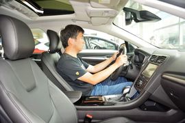 2013款福特蒙迪欧2.0L GTDi200时尚型