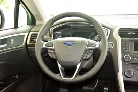 2013款福特蒙迪欧2.0L GTDi200时尚型