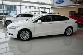 2013款福特蒙迪欧2.0L GTDi200时尚型
