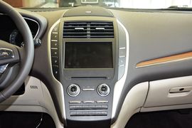 2016款林肯MKC 2.0T两驱尊雅版