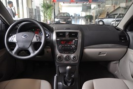 2011款奔腾B50 1.6L 手动尊贵型