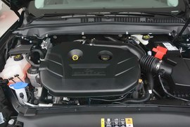 2013款福特蒙迪欧2.0L GTDi240豪华运动型