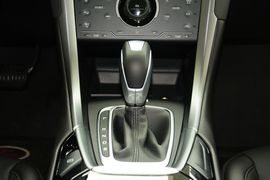 2013款福特蒙迪欧2.0L GTDi240豪华运动型