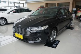 2013款福特蒙迪欧2.0L GTDi240豪华运动型