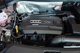 2016款奥迪Q3 35TFSI时尚型