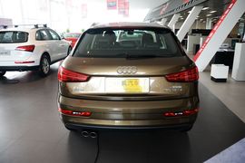 2016款奥迪Q3 35TFSI时尚型