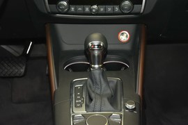 2016款奥迪A3 Limousine 35TFSI自动风尚型