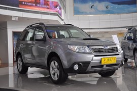 2008款斯巴鲁森林人2.5XT豪华导航型