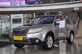 2008款斯巴鲁森林人2.5XT豪华导航型