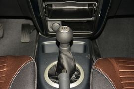 2016款铃木天语SX4 1.6L手动经典版