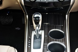 2016款日产新天籁公爵 2.5XV VIP旗舰版